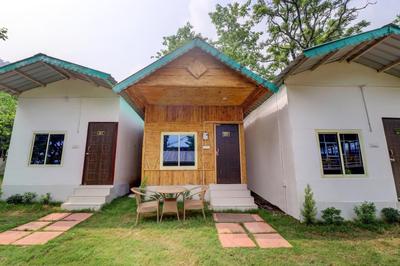 Hotel O Tapovan Rise cottages and cafe