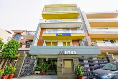 FabHotel Amrit Residency