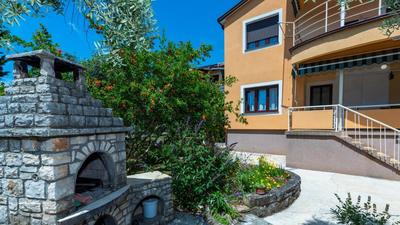 Apartment Zmak with Terrace
