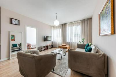 2-BR Apartment close to Radio Shkodra Roger That by Pik Host