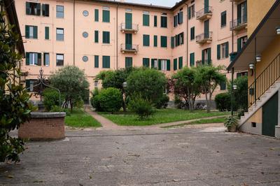 GuestHost - Veronetta Lovely Apartment with Patio!