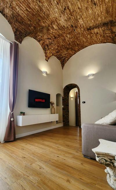 CLASSY HOMES - C' era una volta