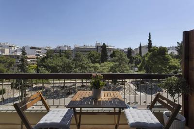 Chrisostomou Square 14 Gold Apartment