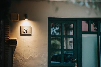 Orama Stone Apartments - Authentic hospitality in a Historical Location, by Zantewize