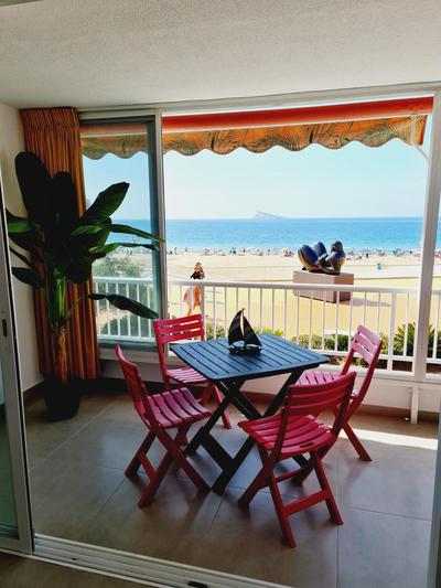 Renovated front poniente beach 4 pax wifi