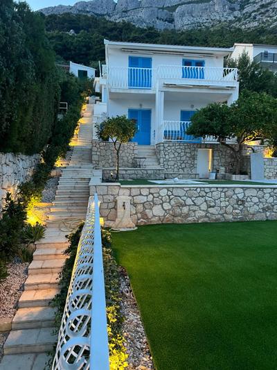 Villa Le View