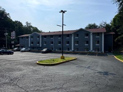 Raceway inn