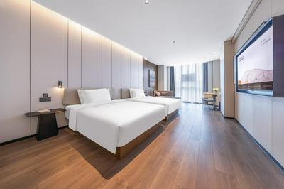 Atour Hotel Guangzhou Huadu Shiling Avenue