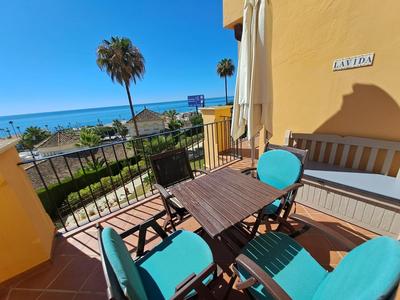 Amplio y cerca del mar Disponible Parking