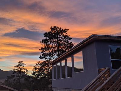 The Red Rocks Retreat