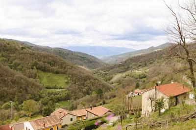 La Nozal - La Vallicuerra Alojamientos Rurales