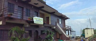 Francisco Sunshine Beach Guest House