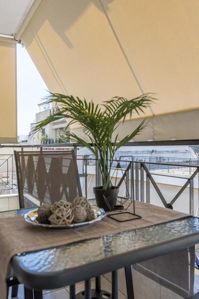 Raise Piraeus Harbor Flats