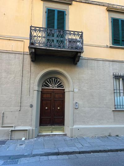 The Nest Near The Leaning tower