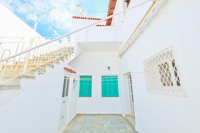 Traditional & Cosy Apartment Batsi