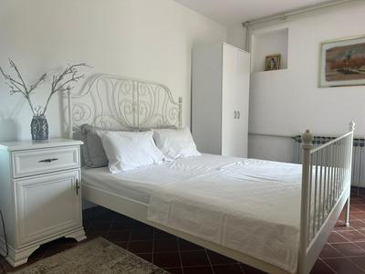 Peaceful yet close to center apartment in Budva