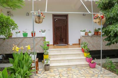 Apartment Xheison
