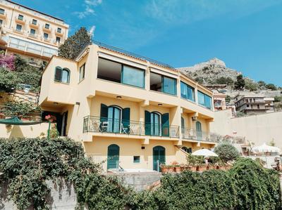 Villa Marta Luxury Sea View and Spa