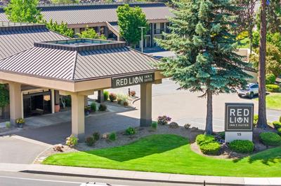 Red Lion Inn & Suites Deschutes River - Bend