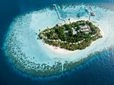 Eriyadu Island Resort