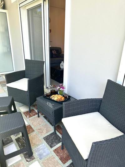 Nice n Cosy Apartment II
