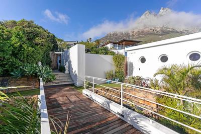 Delightful large villa in Camps Bay with pool - Picasso