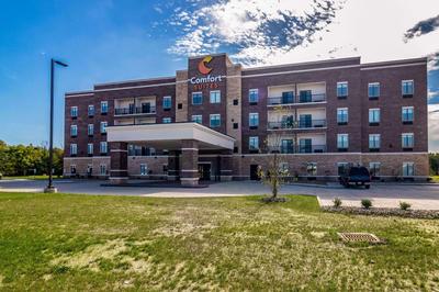 Comfort Suites Brunswick Town Center