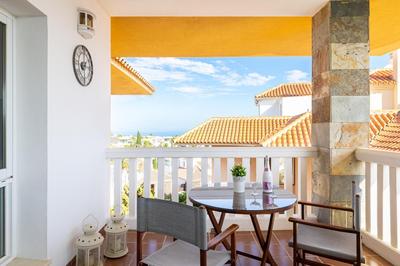Cozy Deluxe holiday home in El Higueron