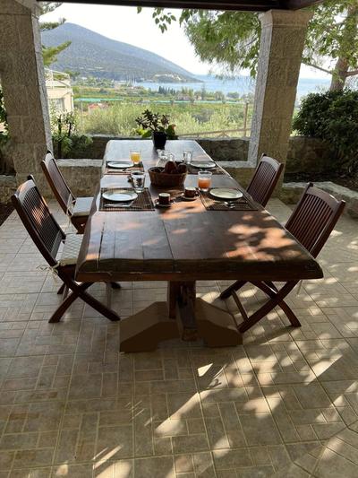 Voukamvilia Junior Suite in Epidavros Shared Pool
