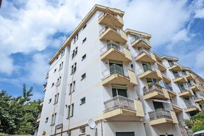 Montallegro 32M Free parking