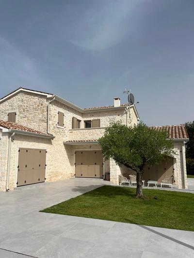 Villa Oblica