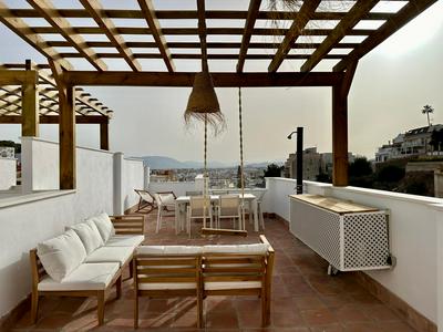 Ático con solárium y BBQ cerca del Centro 6 pax