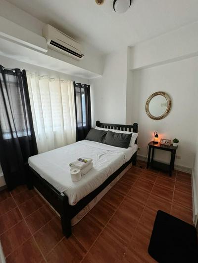 Greay Condo In BGC Taguig near Burgos Circle