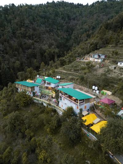 The Rare One's Mukteshwar - Resort & Cafe
