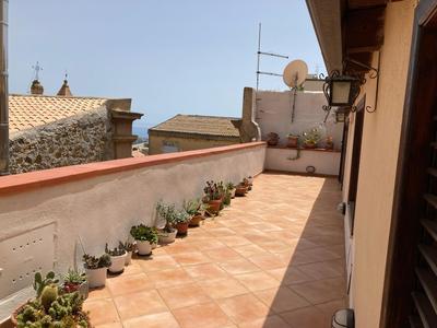Casa nobiliare in via Atenea