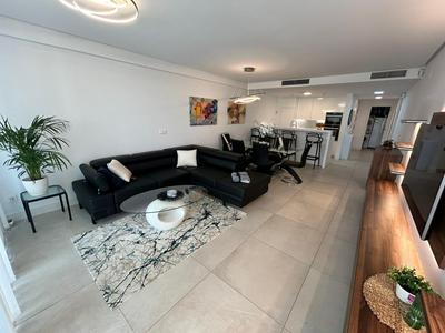 Apartamento con jardin en Cabopino Artola Homes