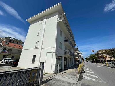 Family Apartment Piazza Milano - Jesolo