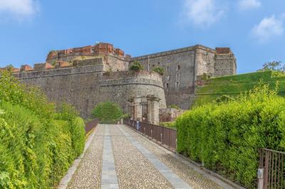 Suite Tra il Porto e il Centro, 150m dal Mare,Wifi