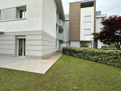Bright new apartment between beach and city centre