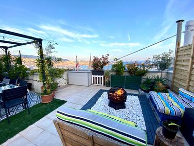 Terrazza su Genova - Attico Panoramico vicino Acquario e Centro Città