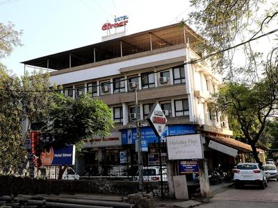 Hotel Girnar