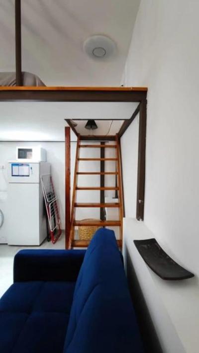 Estudio cómodo y tranquilo para larga estancia