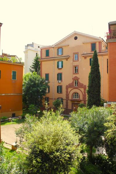 Epirhome, tra Colosseo e Porta Santa