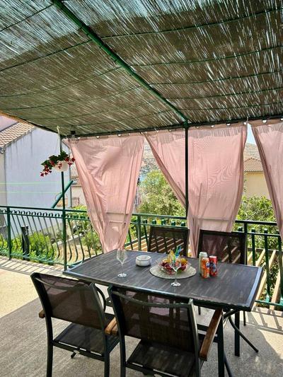 Apartment near sea ,,Brale'' - Galešnica