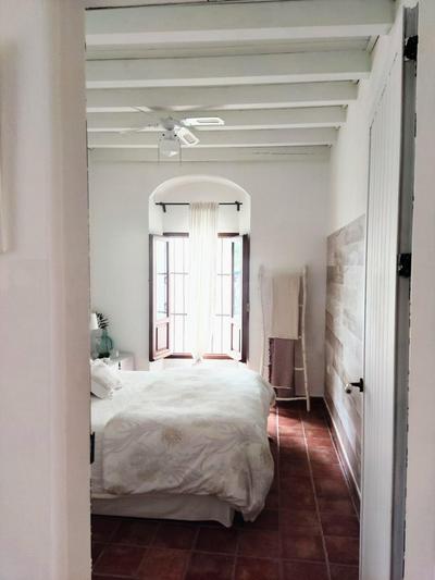 Carola GuestHouse