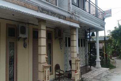 OYO 94078 Azzahra Homestay Syariah
