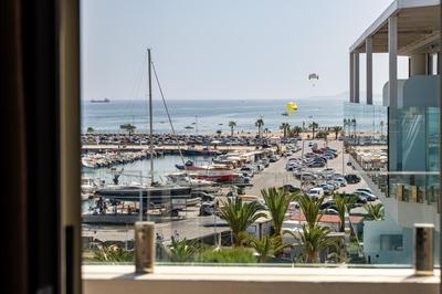 Kyma Suites Beach Hotel