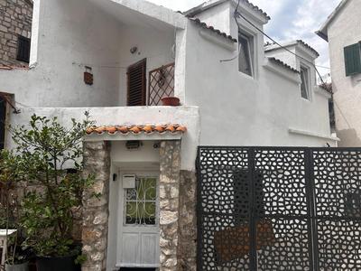Guesthouse Vijugica with Balcony