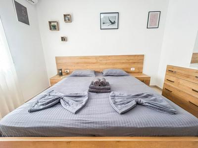 Terrace Suite 584