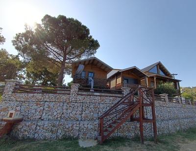 Kartalia wooden maisonette